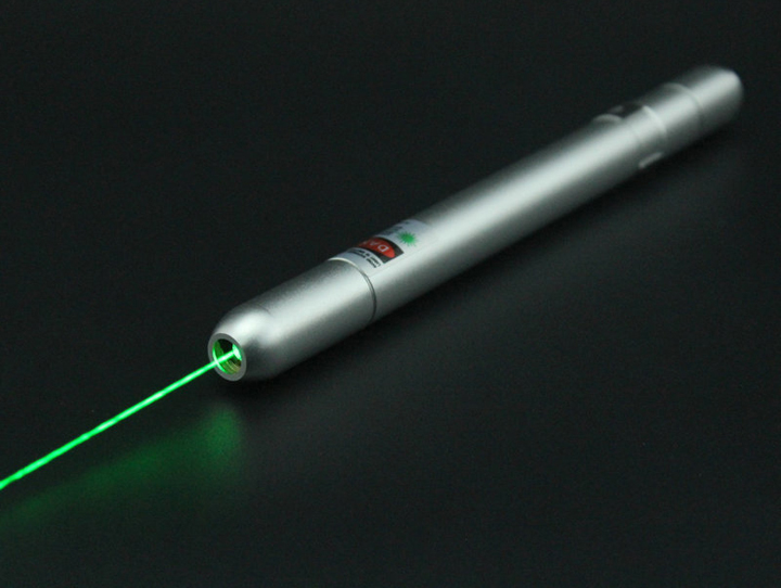 Puntatore laser verde astronomico molto economico (20-200mW)