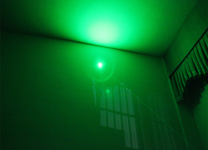 laser verde lunga distanza
